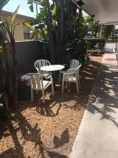 713 SE 18th Street, Fort Lauderdale FL 33316 photo 5