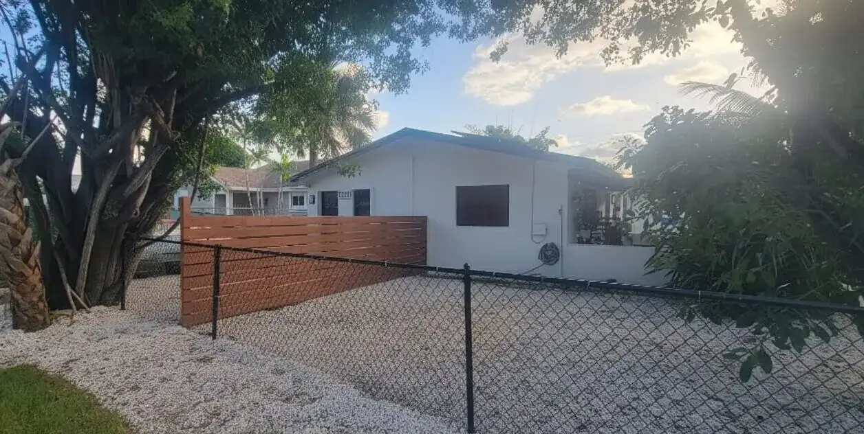 1202 NE 3RD Avenue, Fort Lauderdale FL 33304 photo 5