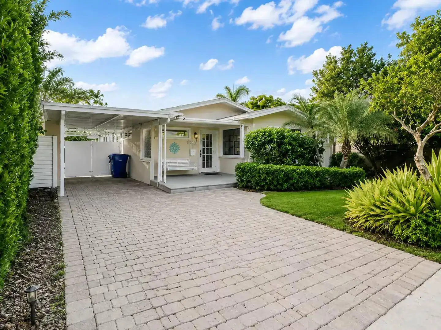 1507 GARFIELD Street, Hollywood FL 33020 photo 2