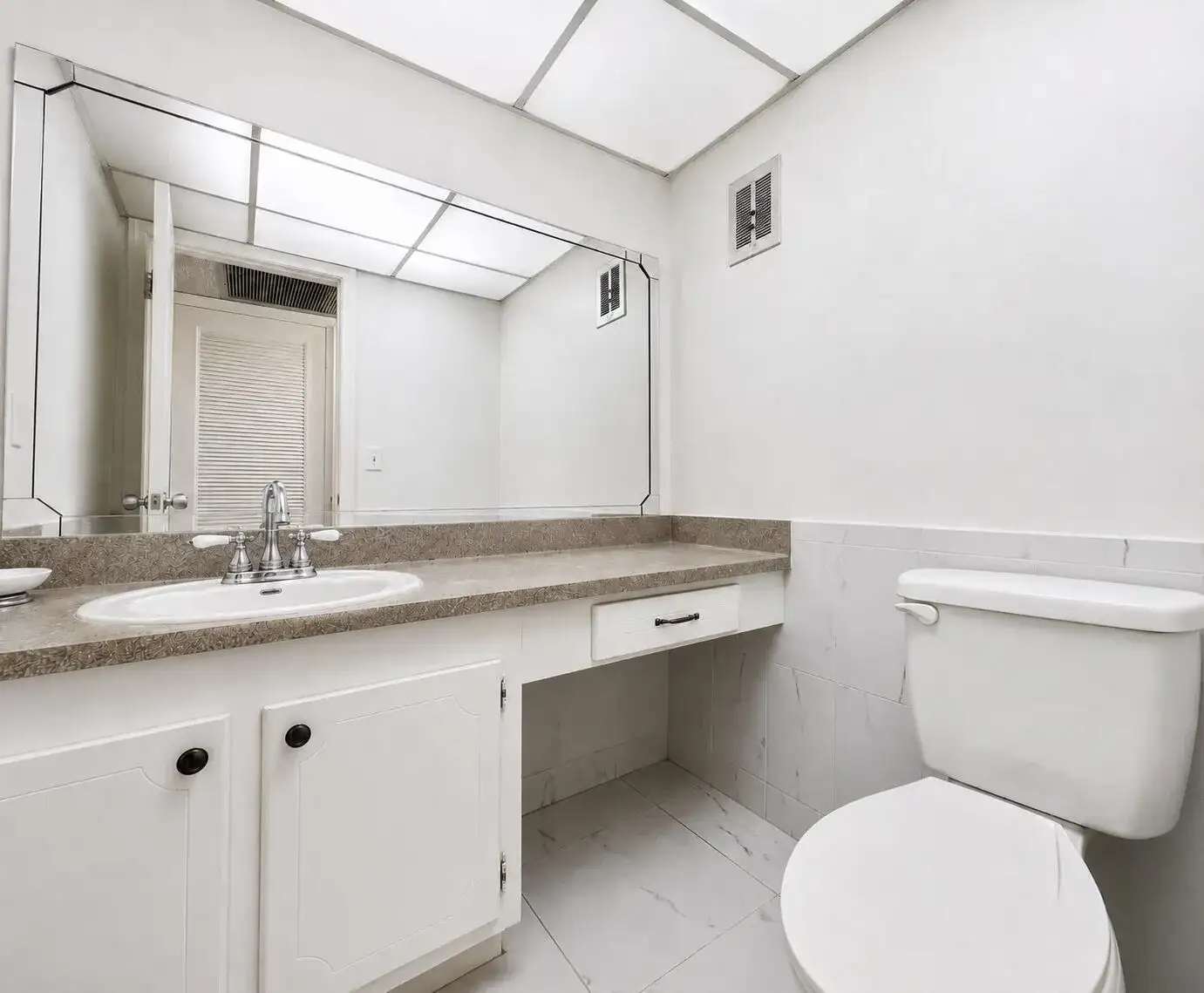 307 Greenbrier B, West Palm Beach FL 33417 photo 5