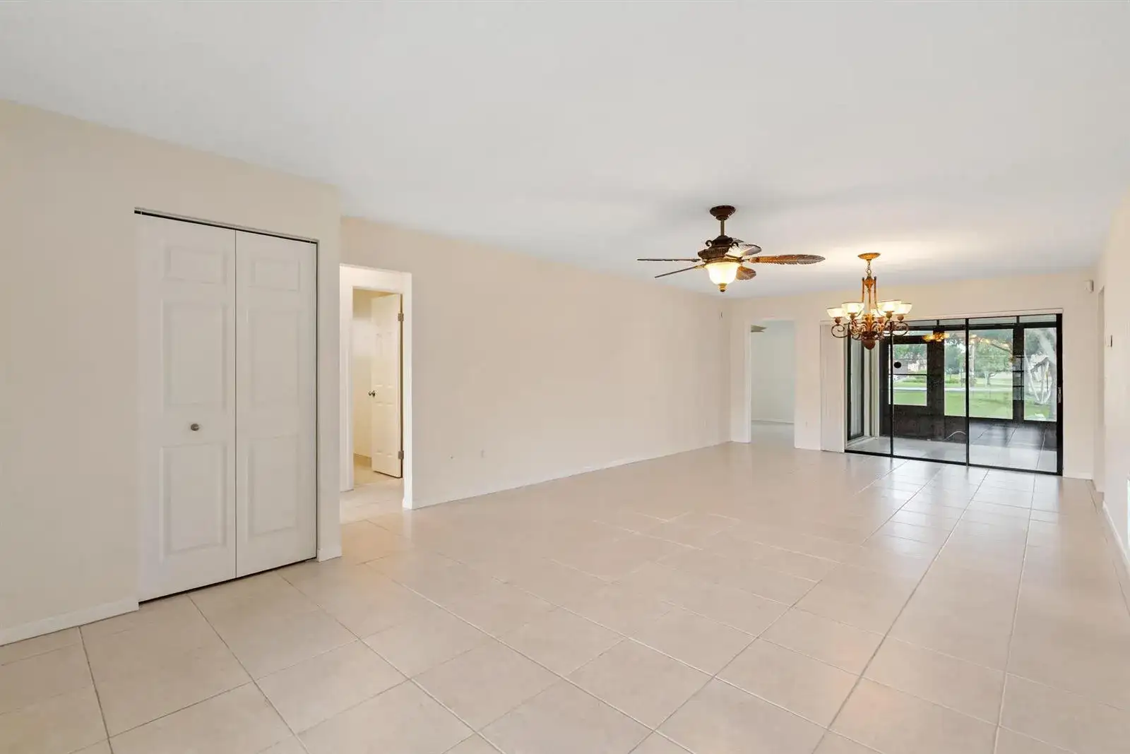 6315 TALL CYPRESS Circle, FL 33463 photo 5