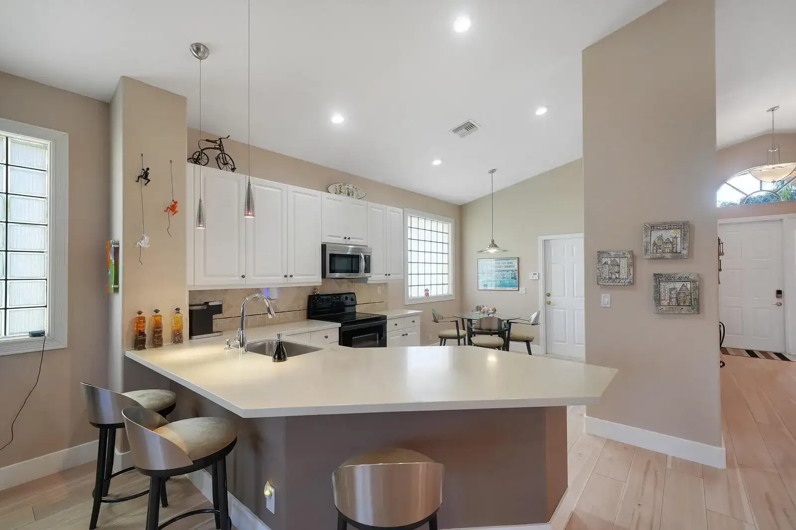 7148 CATALUNA Circle, Delray Beach FL 33446 photo 3