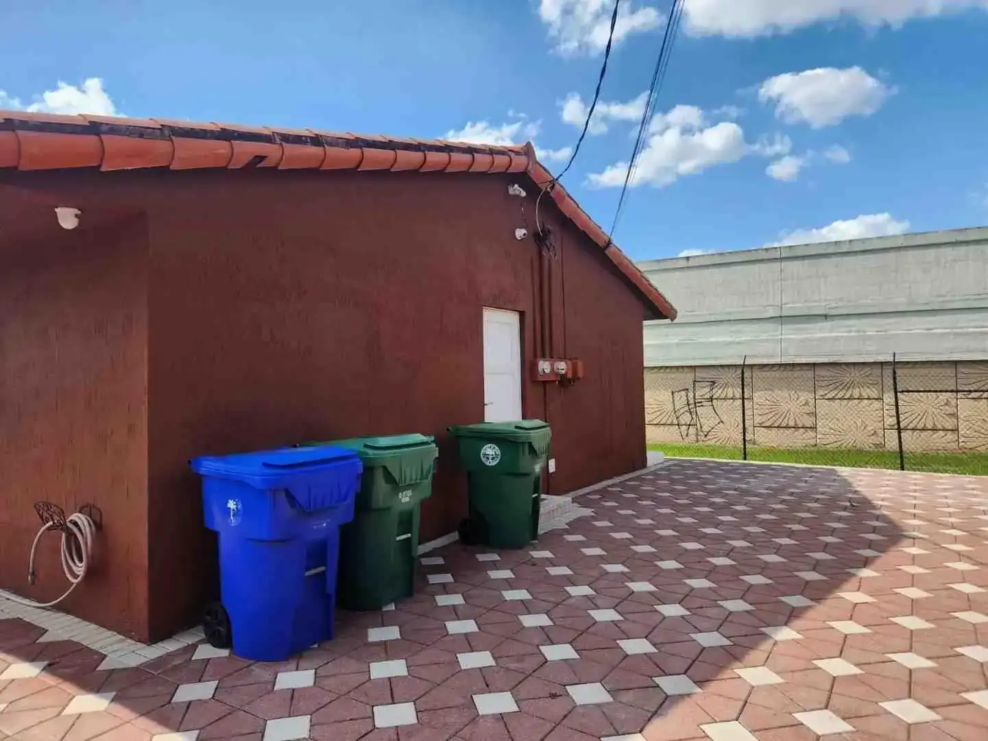 1195 NW 30TH Place, Miami FL 33125 photo 3