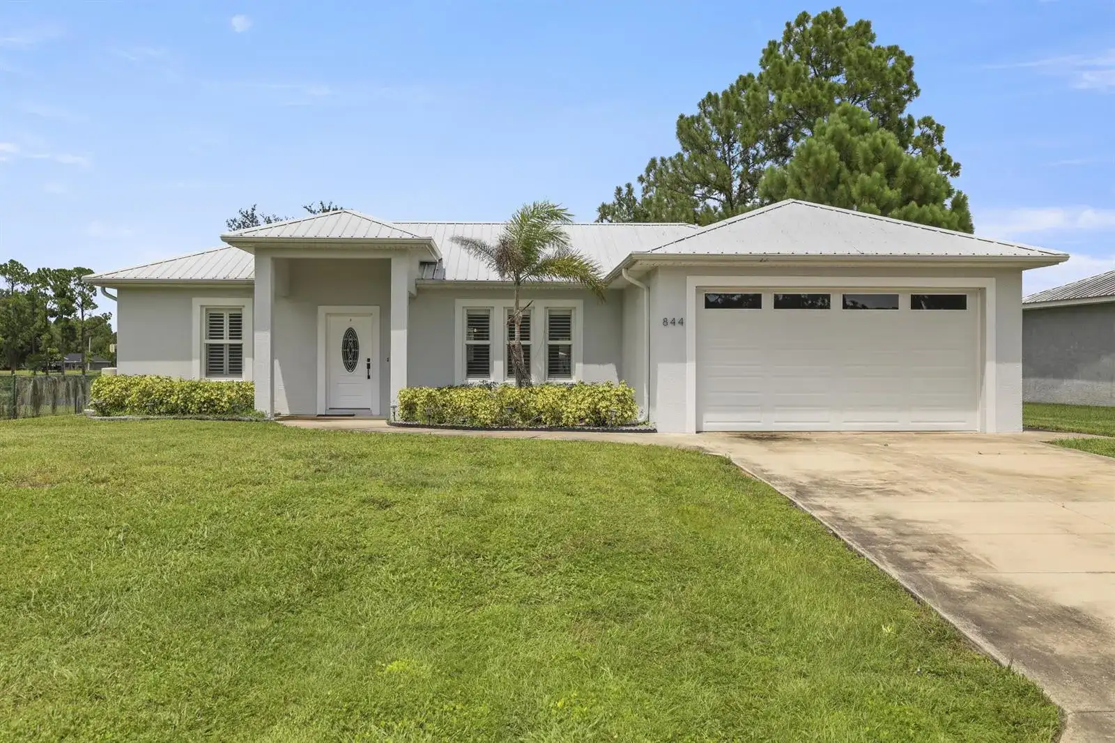 844 LAKE BETTY Drive, Lake Placid FL 33852 photo 2