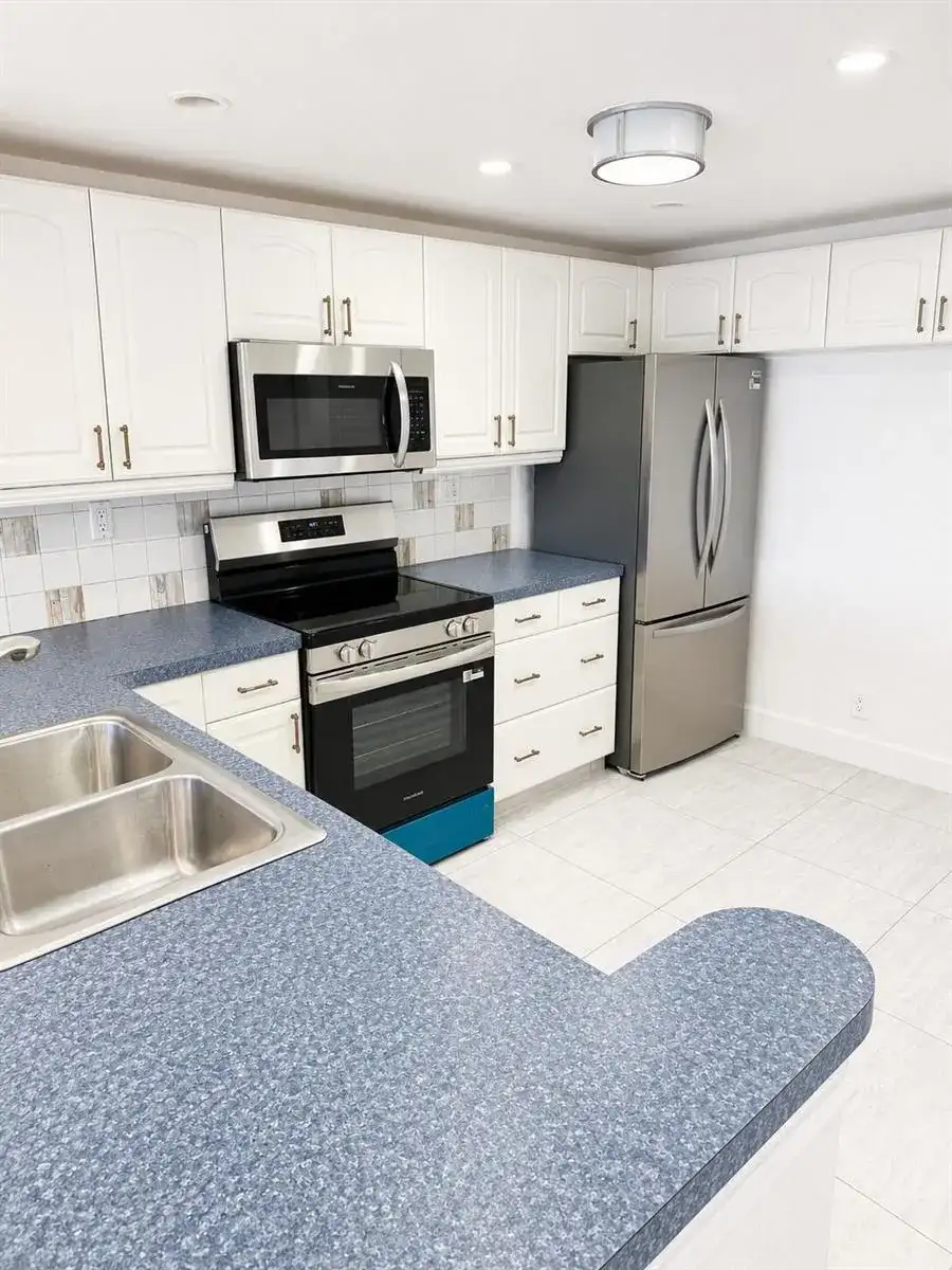 7 Royal Palm Way # 505, Boca Raton FL 33432 photo 3
