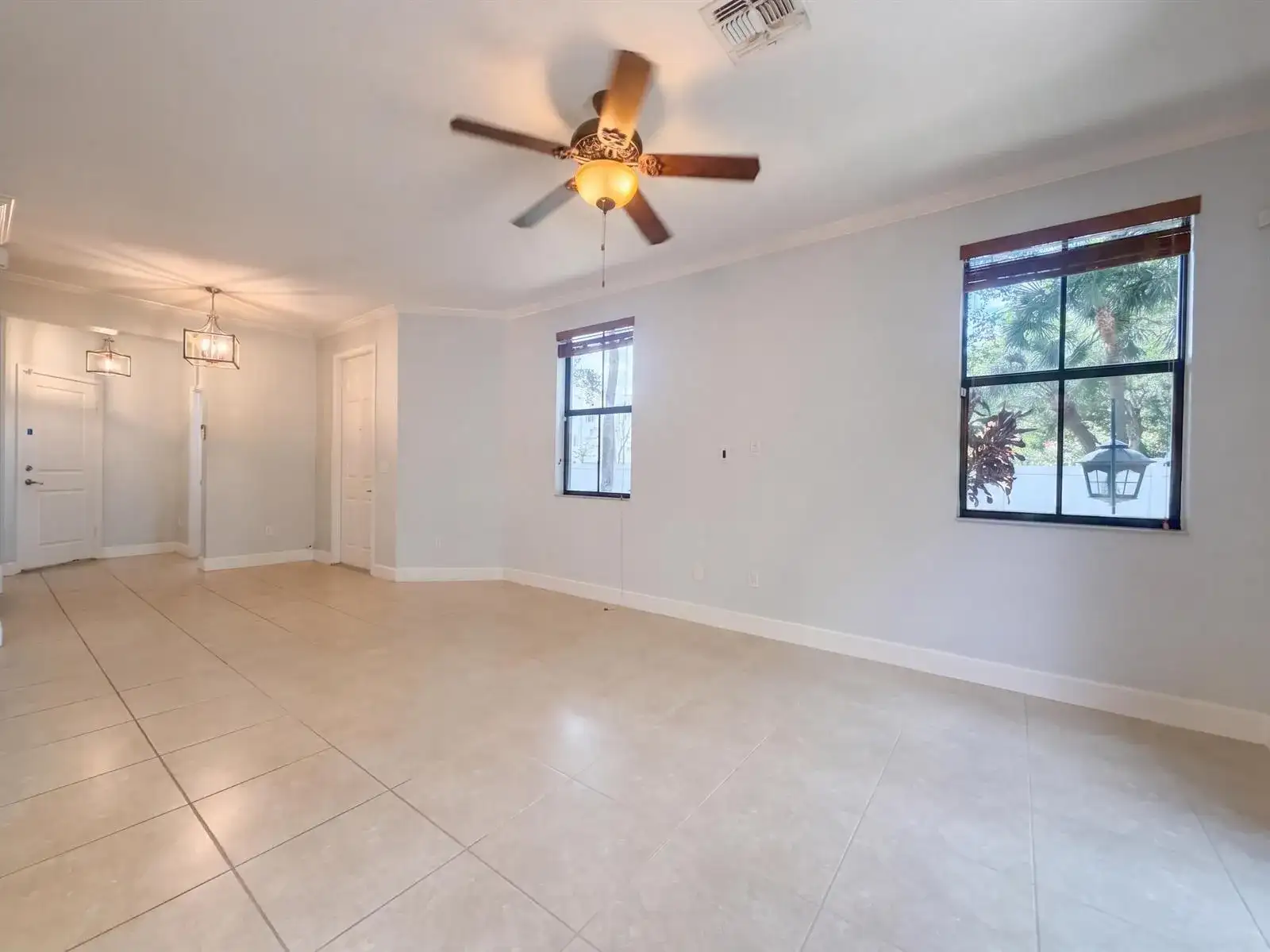 4967 NW 59th Street, Tamarac FL 33319 photo 3