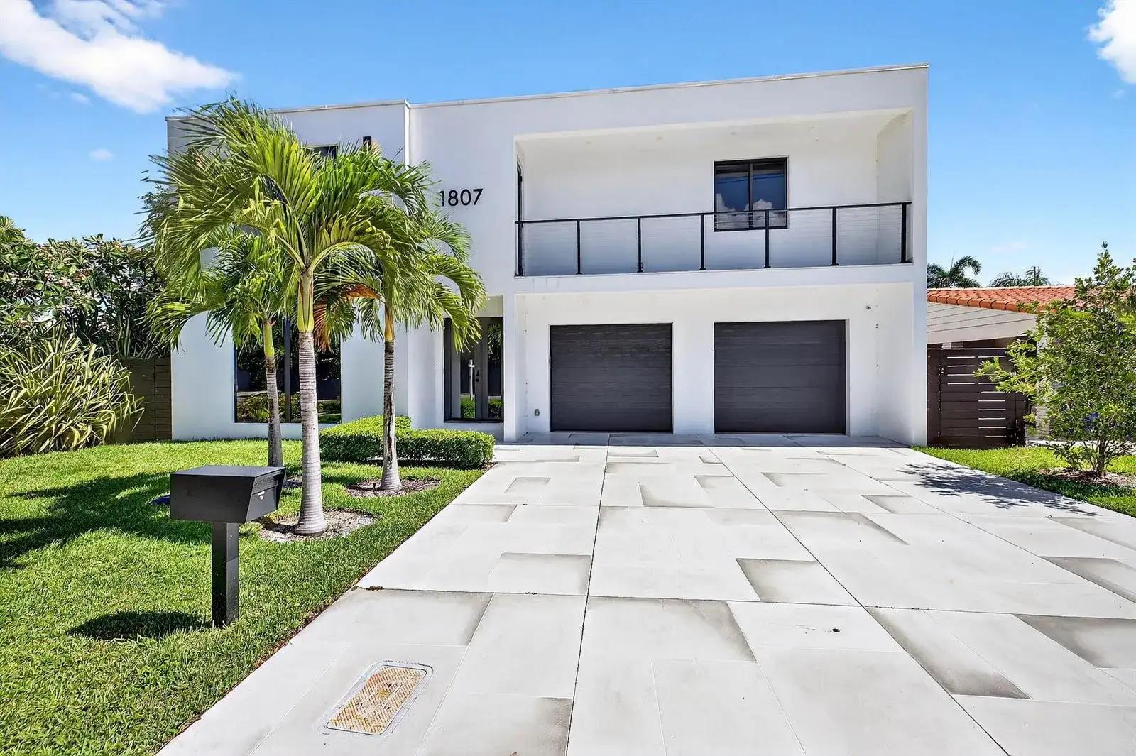 1807 NE 18TH Street, Fort Lauderdale FL 33305 photo 2