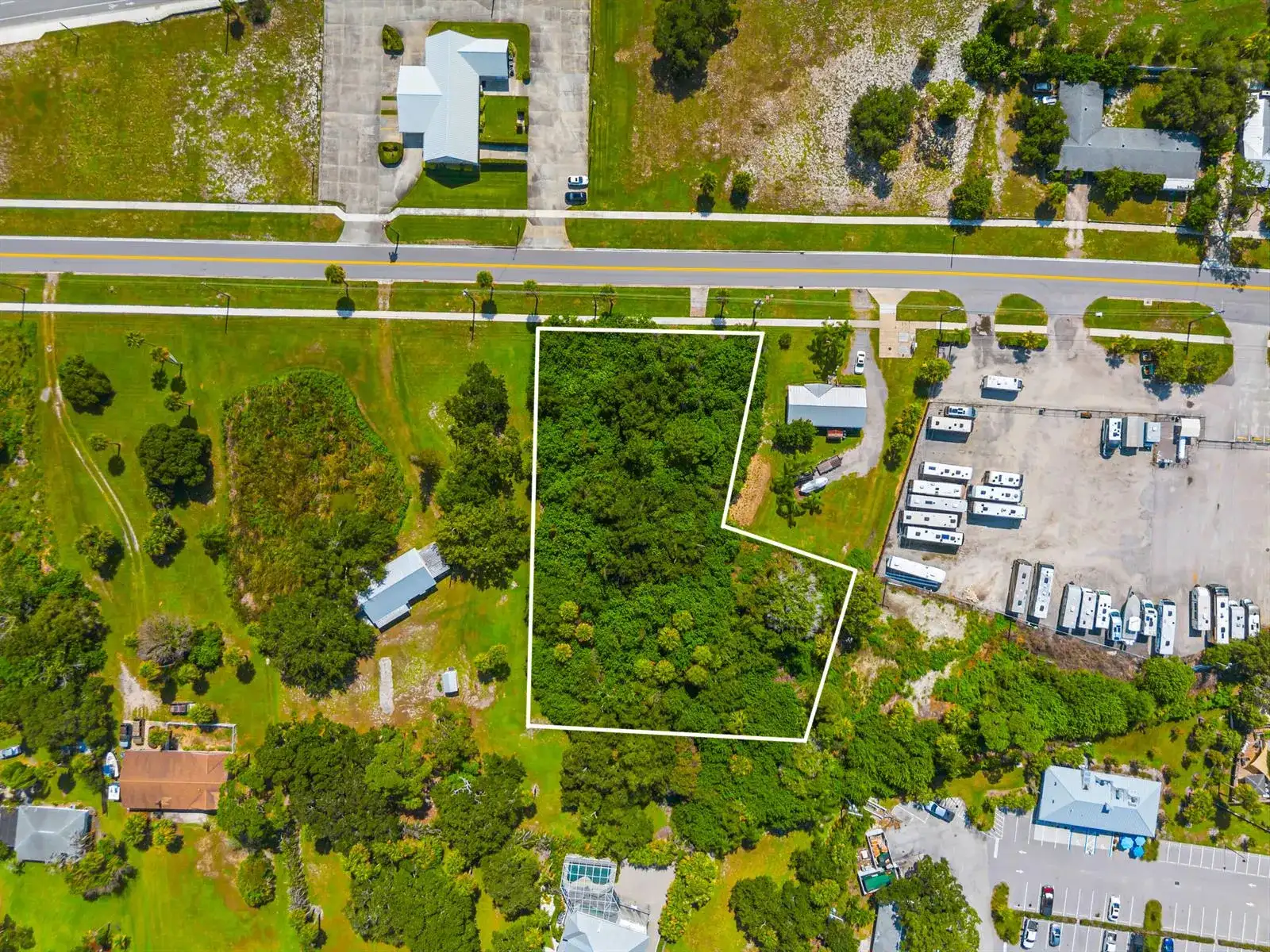 1654 N CENTRAL Avenue, Sebastian FL 32958 photo 2