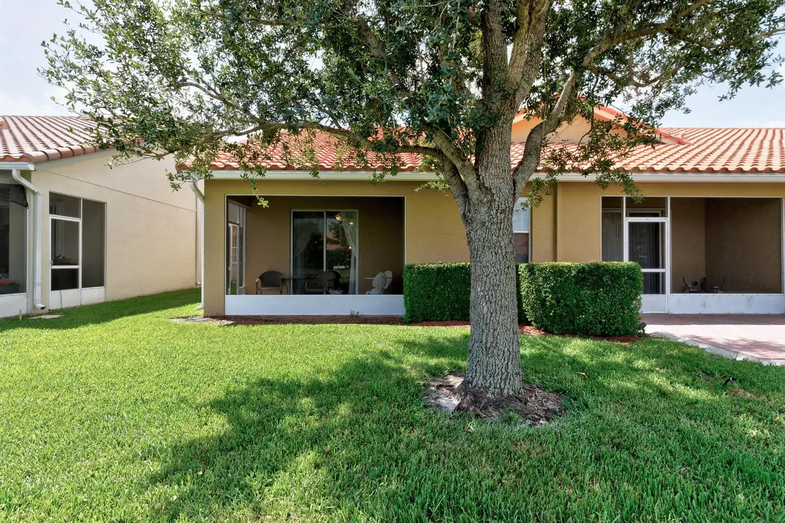 6380 OXFORD Circle # 104D, Vero Beach FL 32966 photo 4