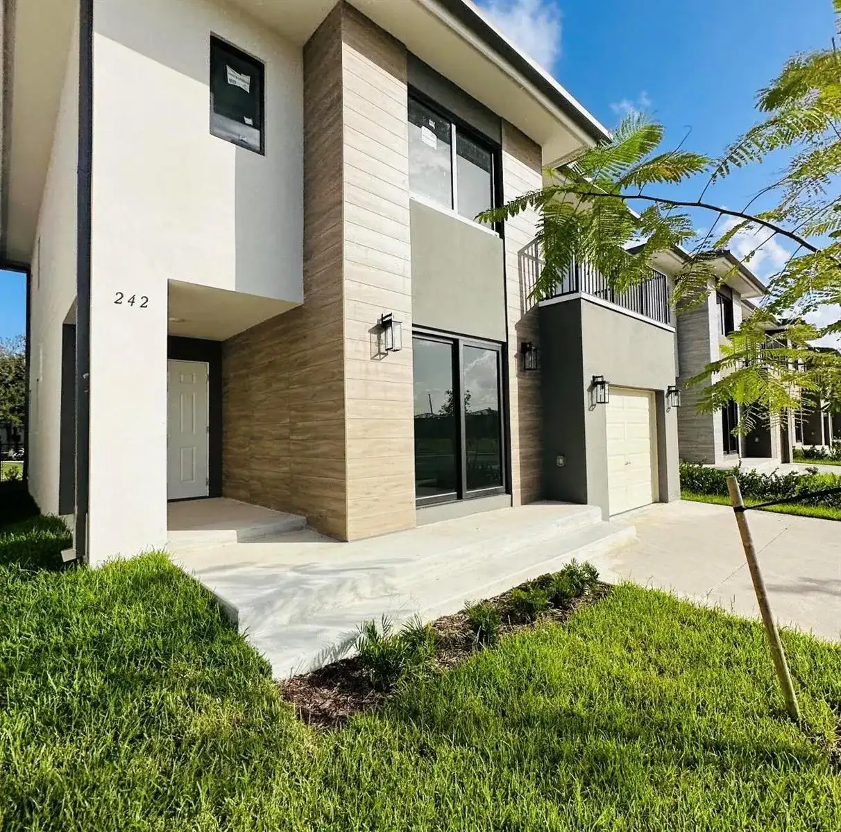 242 NW 11TH Court, Florida City FL 33034 photo 4