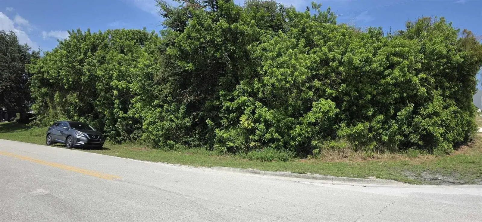 1330 4th Avenue SW, Vero Beach FL 32962 photo 2