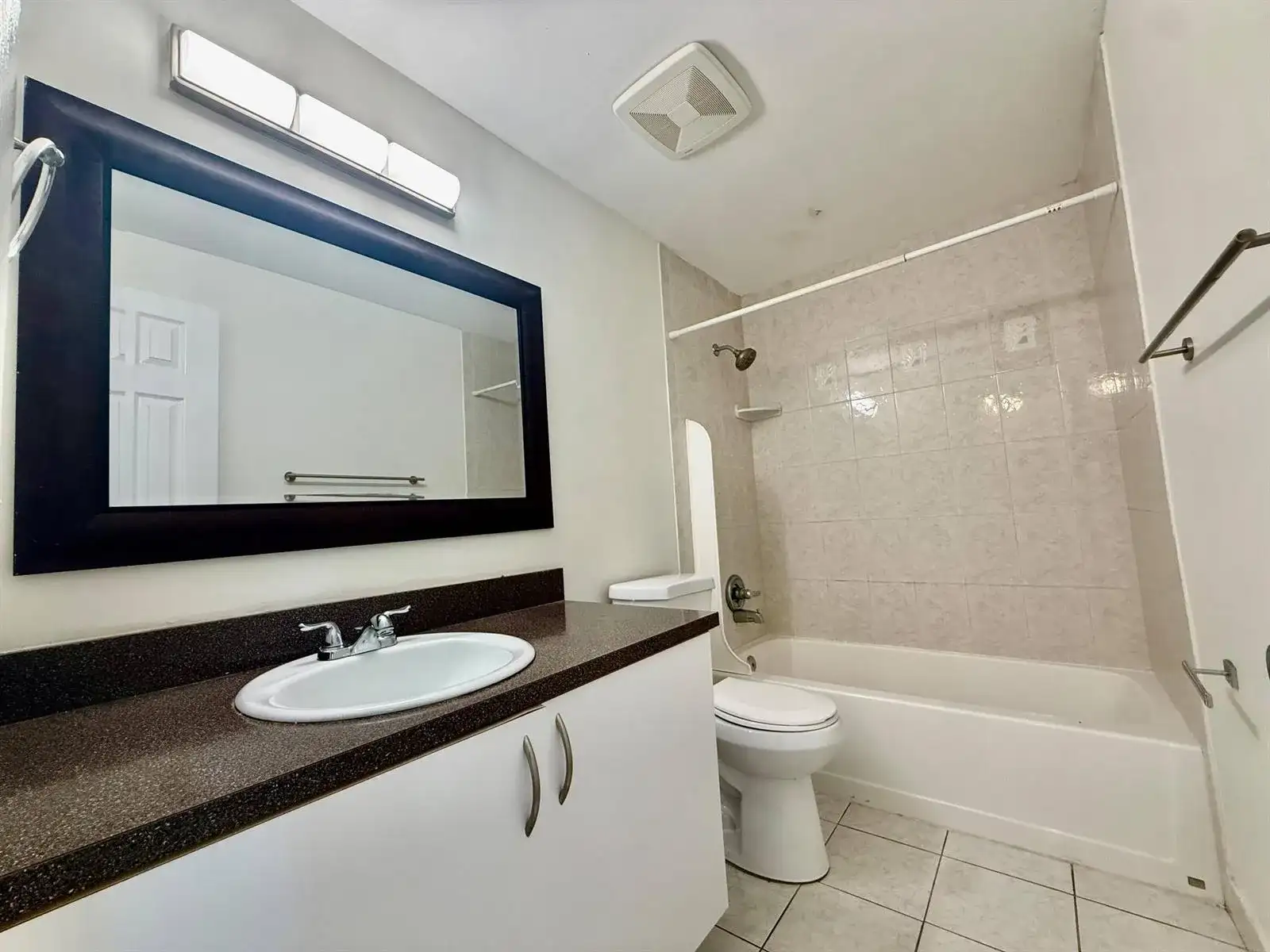 329 Gulfstream Road, Dania Beach FL 33004 photo 4