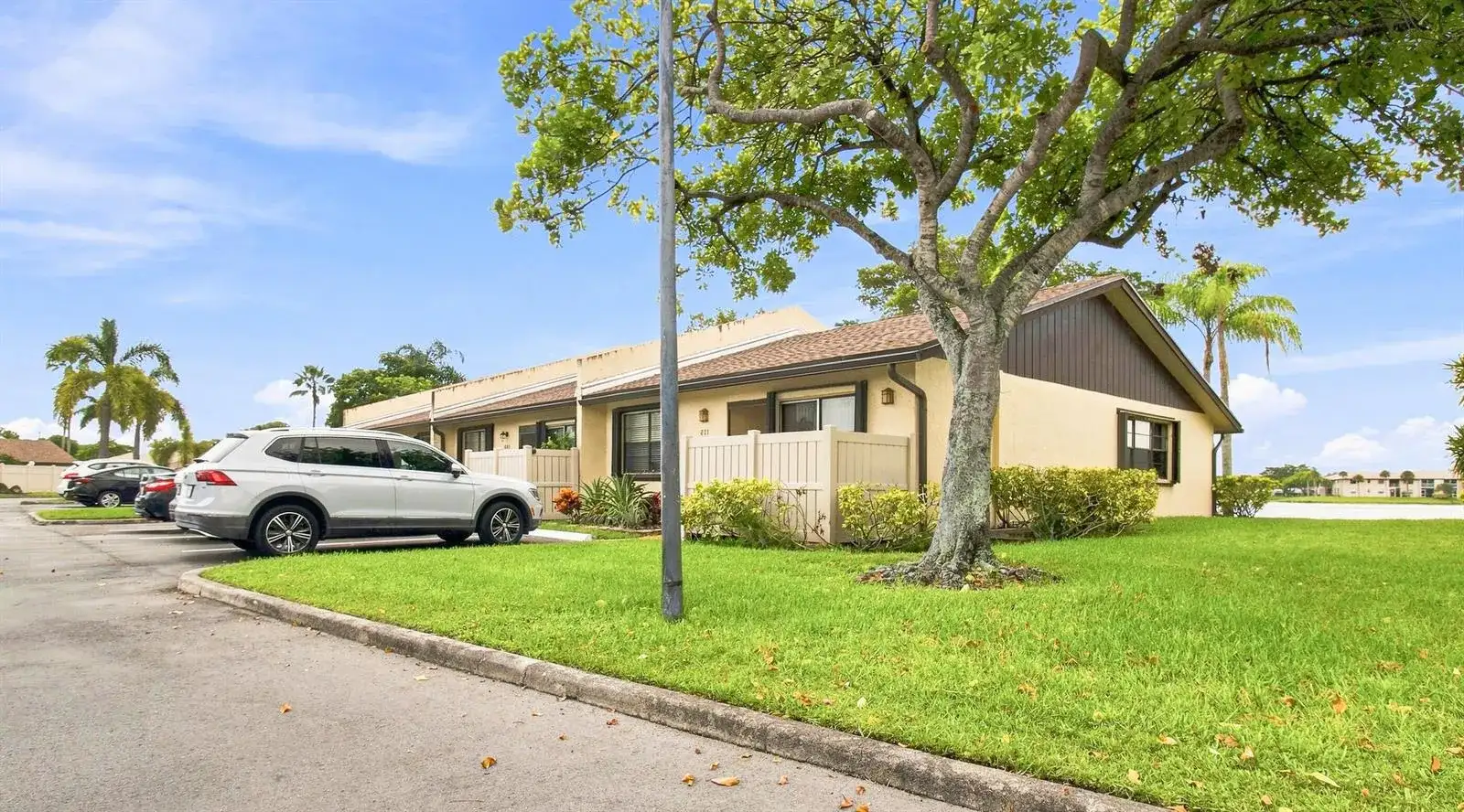 611 Banks Road, Margate FL 33063 photo 3