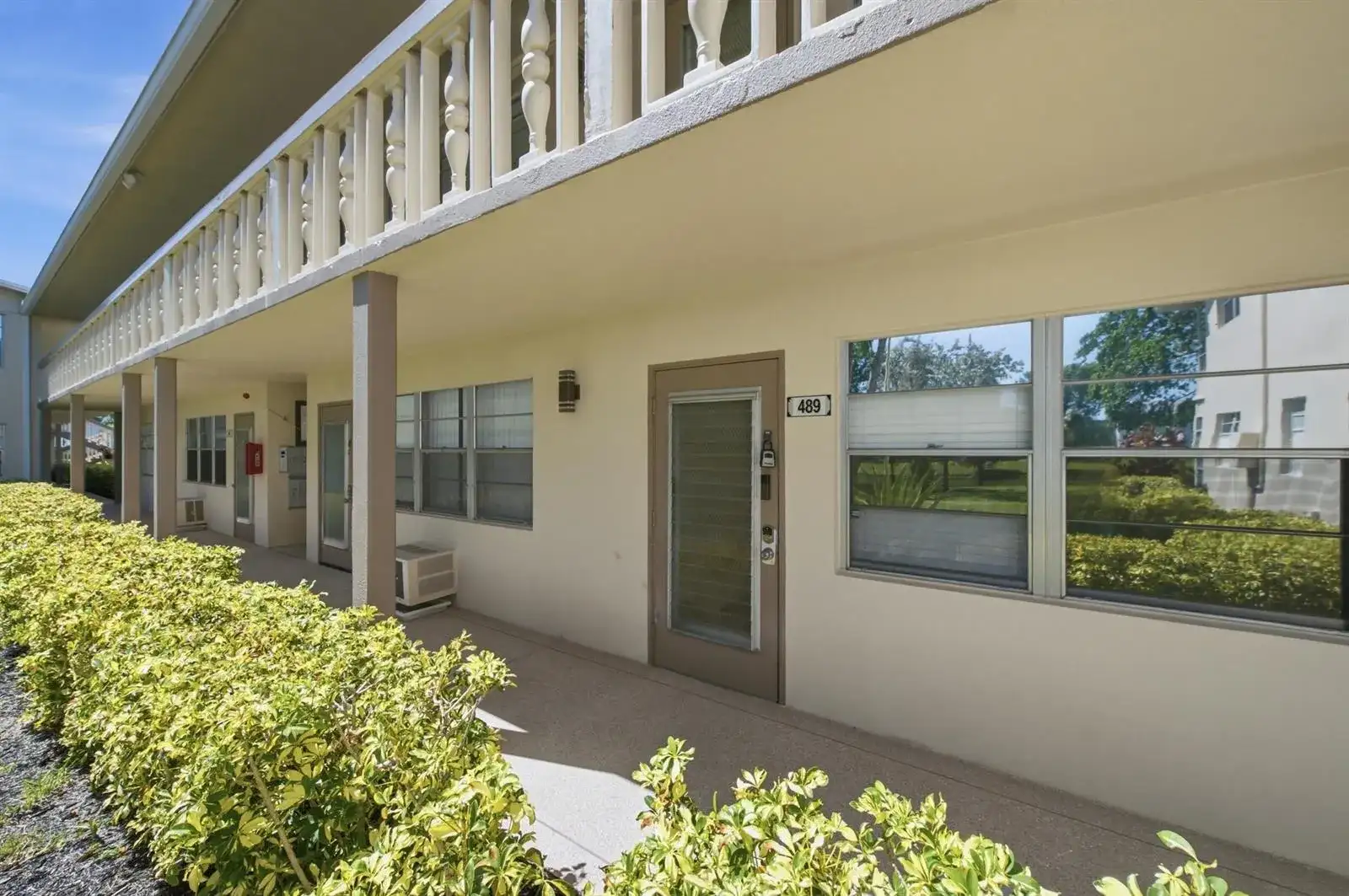 489 Tilford W, Deerfield Beach FL 33442 photo 4