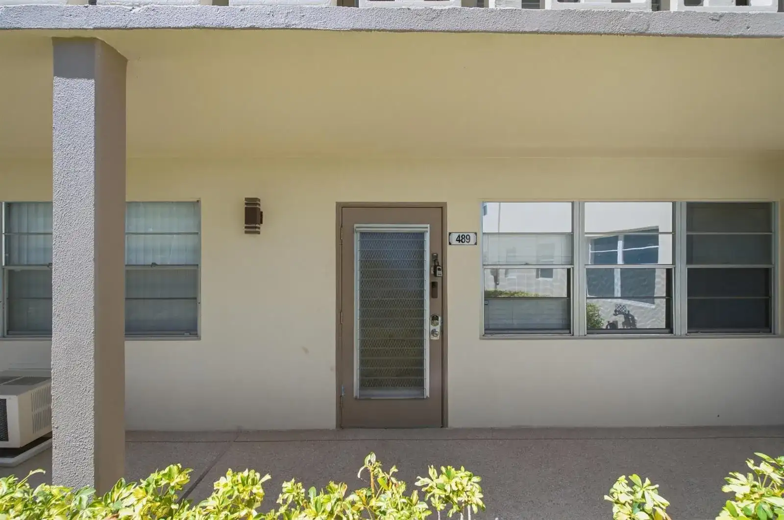 489 Tilford W, Deerfield Beach FL 33442 photo 5