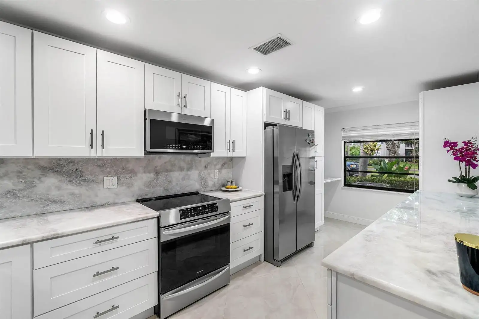 34 STRATFORD Lane W # C, Boynton Beach FL 33436 photo 4