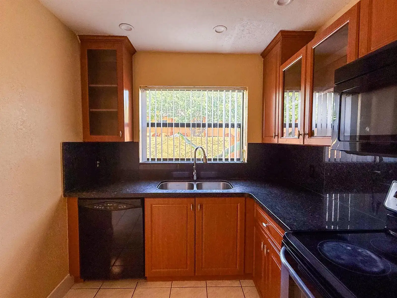 4567 NW 90TH Avenue, Sunrise FL 33351 photo 5