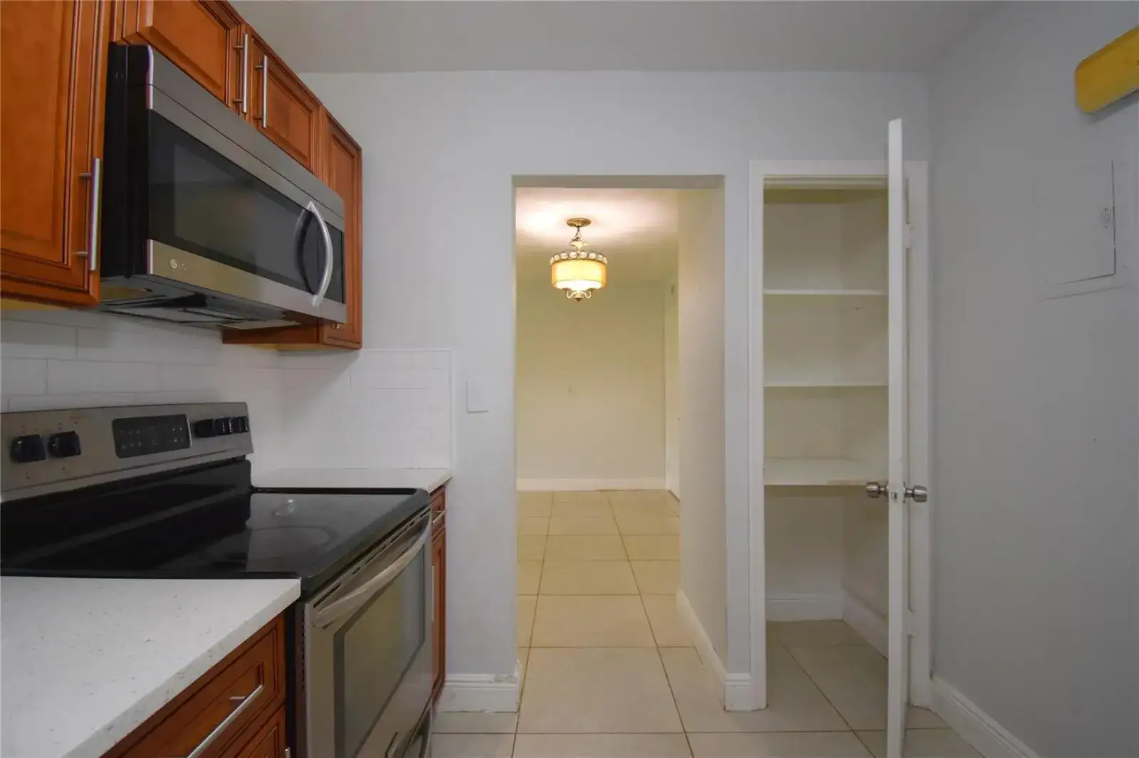 9 NE 19TH Court # 119C, Wilton Manors FL 33305 photo 3