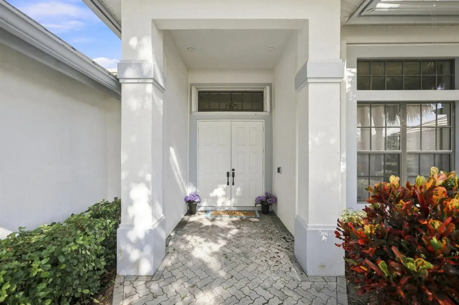 756 SW Pelican Cove, Port St. Lucie FL 34986 photo 2
