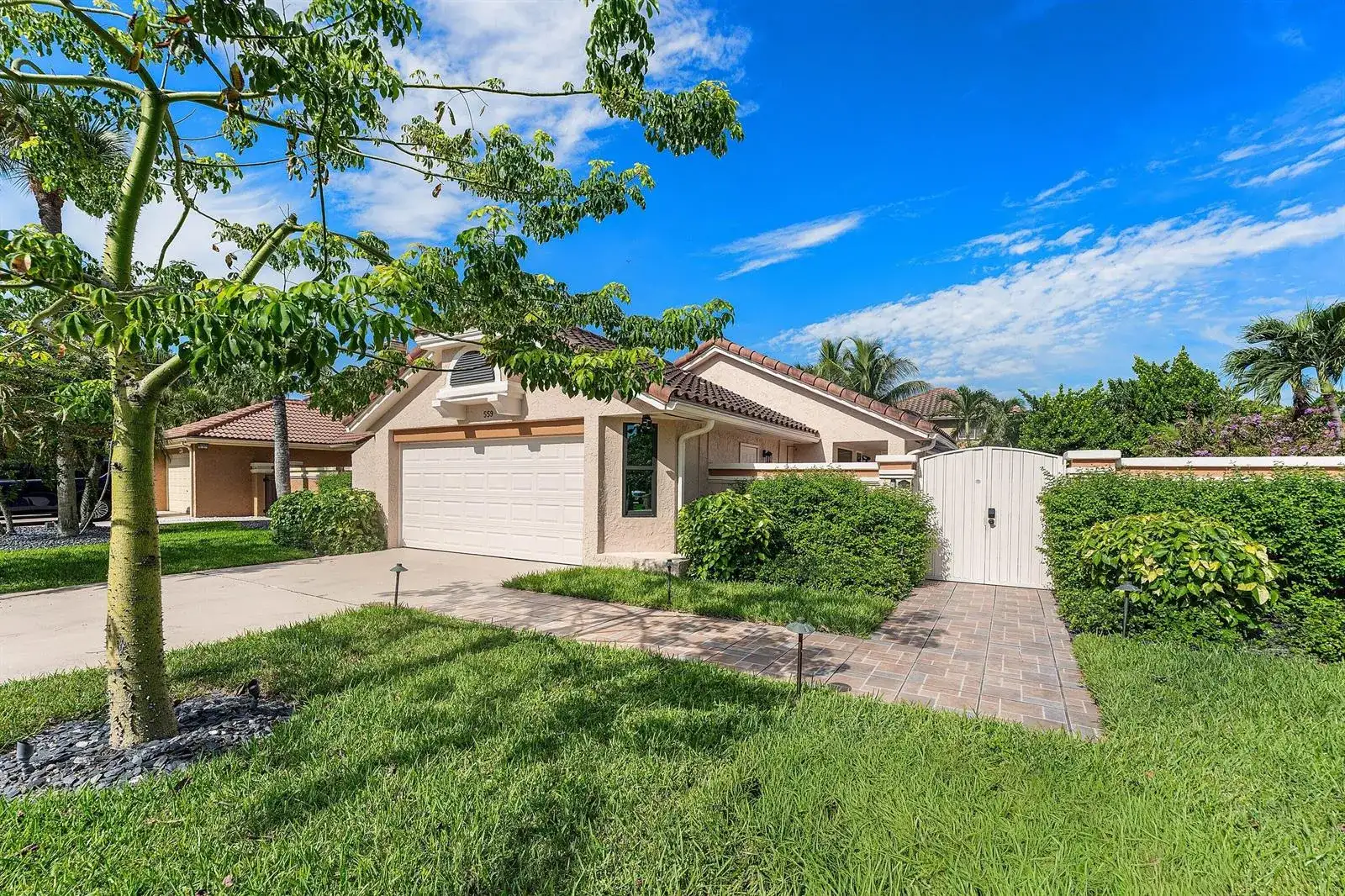 559 NW 38TH Terrace, Deerfield Beach FL 33442 photo 4