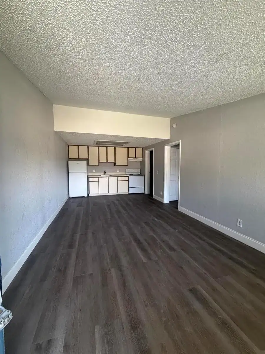 5063 Elmhurst Road # 2, West Palm Beach FL 33417 photo 2