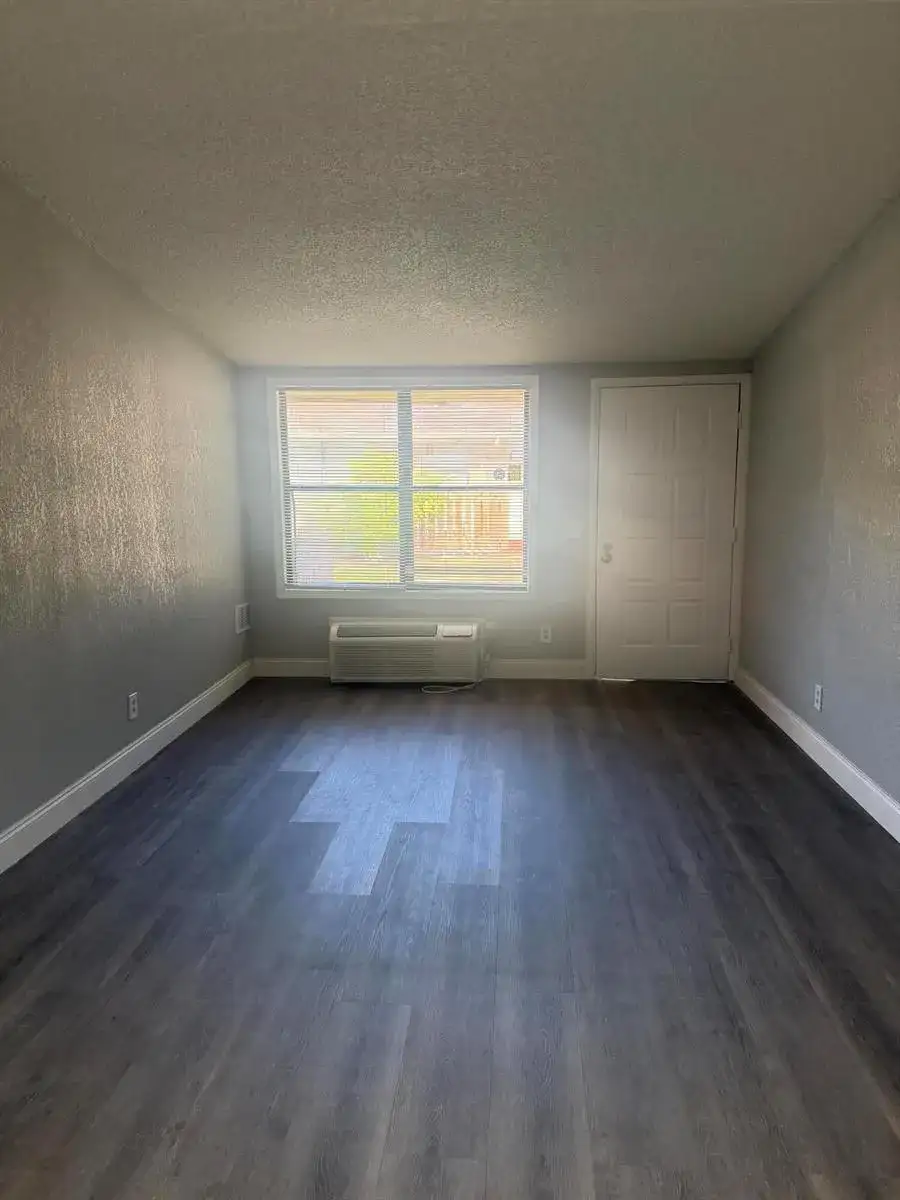 5063 Elmhurst Road # 2, West Palm Beach FL 33417 photo 4