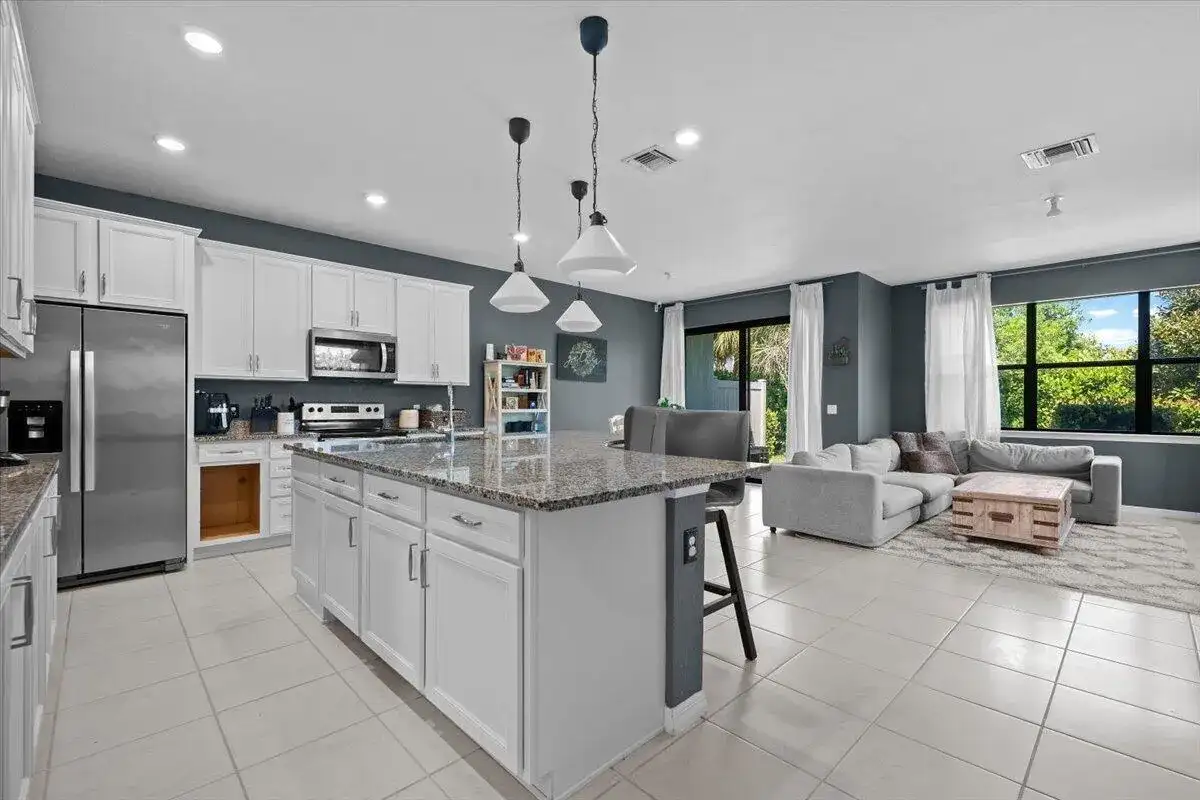 4606 San Fratello Circle, Lake Worth FL 33467 photo 3
