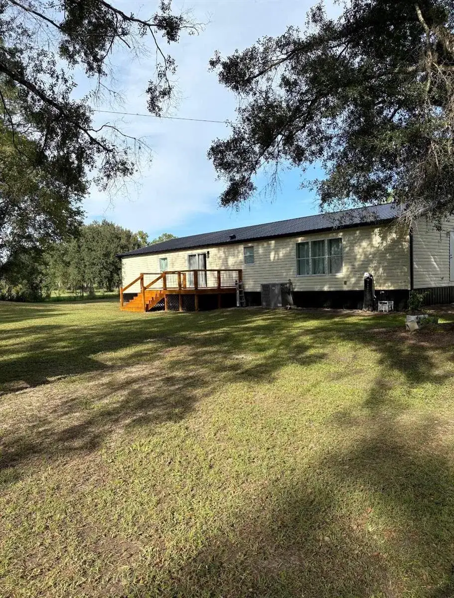 734 State Route 50, FL 33597 photo 2