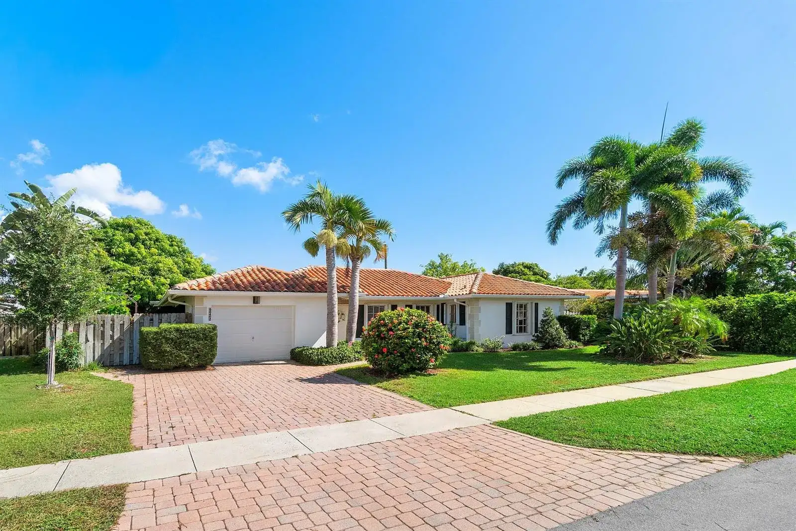 943 SW 5th Street, Boca Raton FL 33486 photo 2