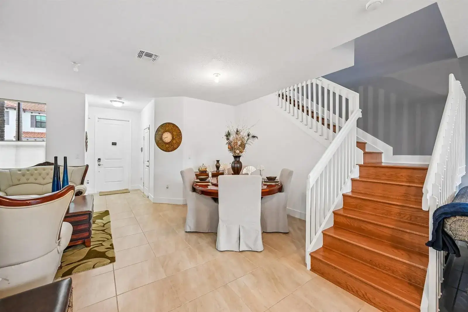 2025 OYSTERWOOD Lane, Riviera Beach FL 33410 photo 5