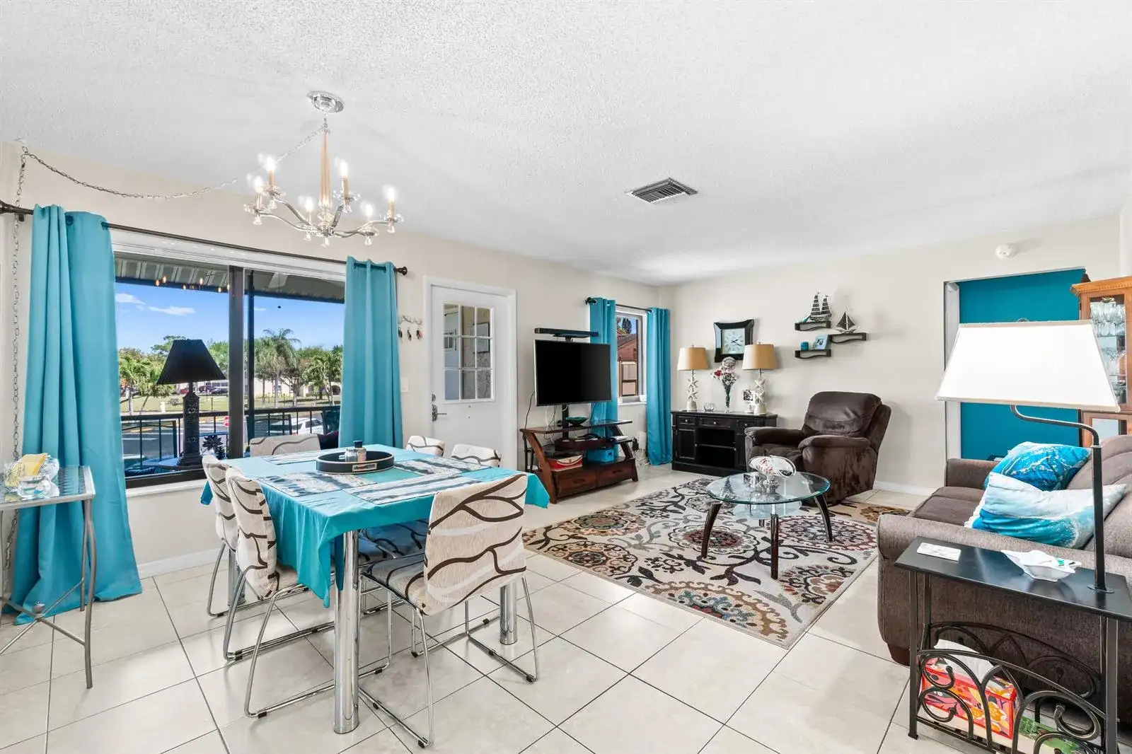 3589 La Aires Court # 2, FL 33463 photo 4