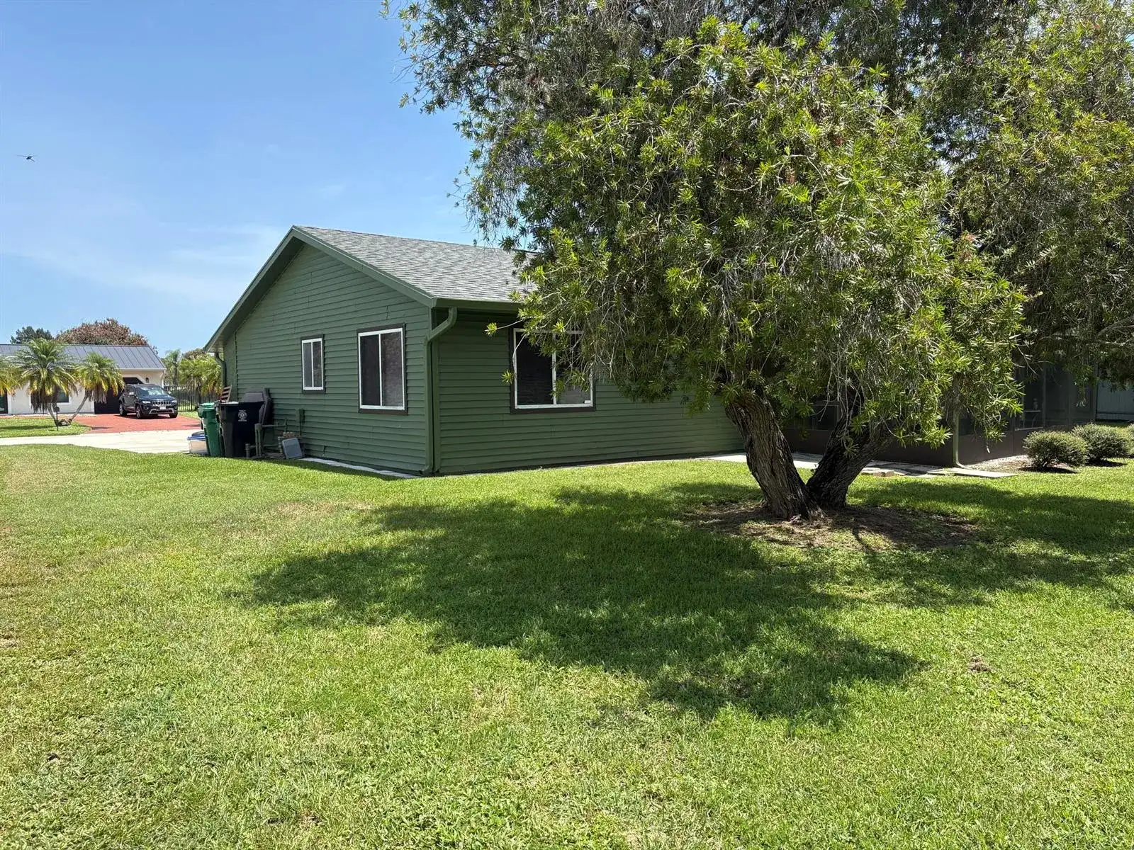 1422 SE ARENSON Lane, Port St. Lucie FL 34952 photo 4