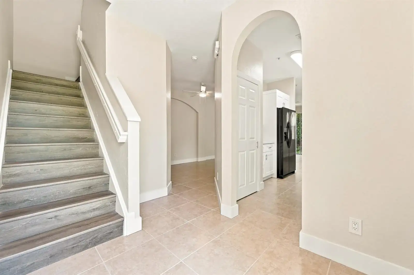 813 Pipers Cay Drive, West Palm Beach FL 33415 photo 5
