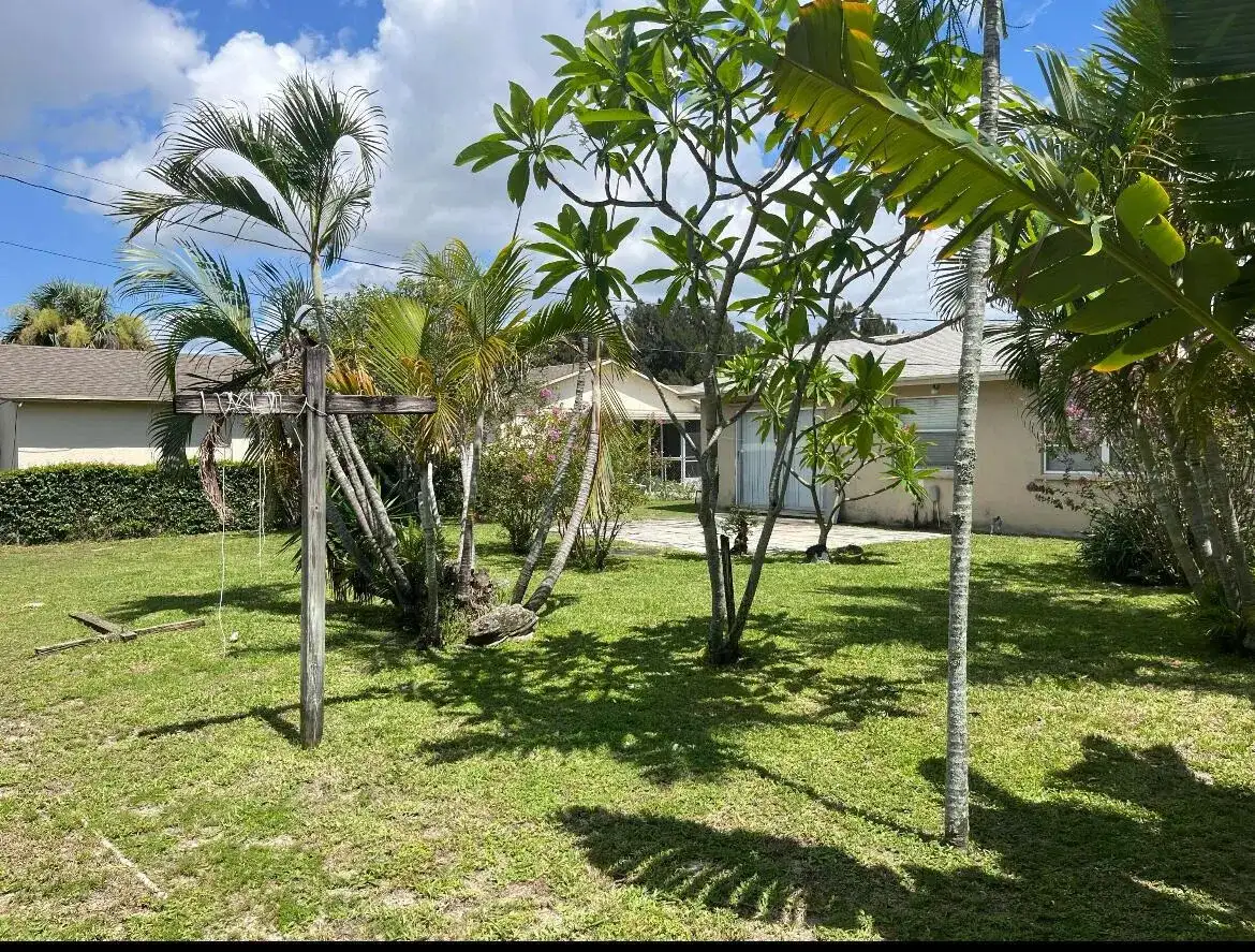 1211 W 27TH Street, Riviera Beach FL 33404 photo 3