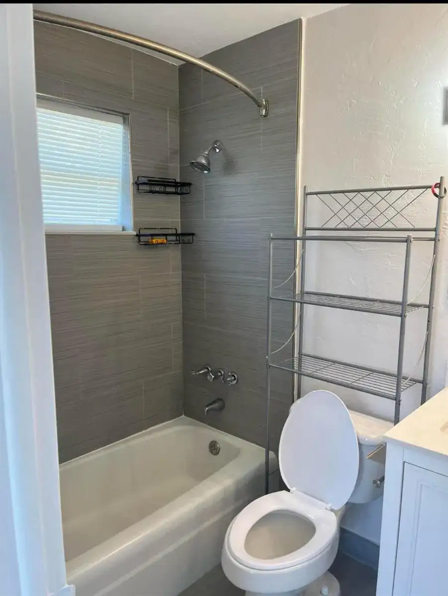 1211 W 27TH Street, Riviera Beach FL 33404 photo 4