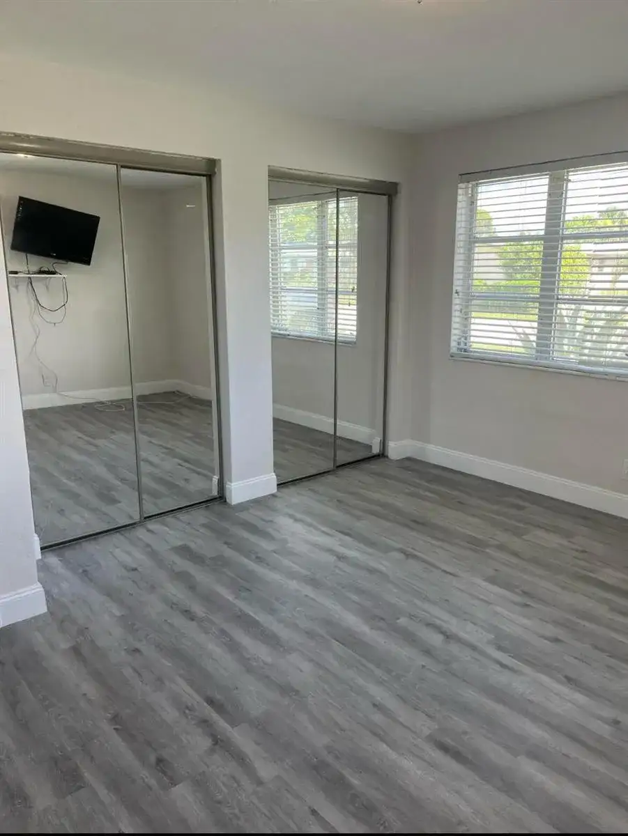 1211 W 27TH Street, Riviera Beach FL 33404 photo 5