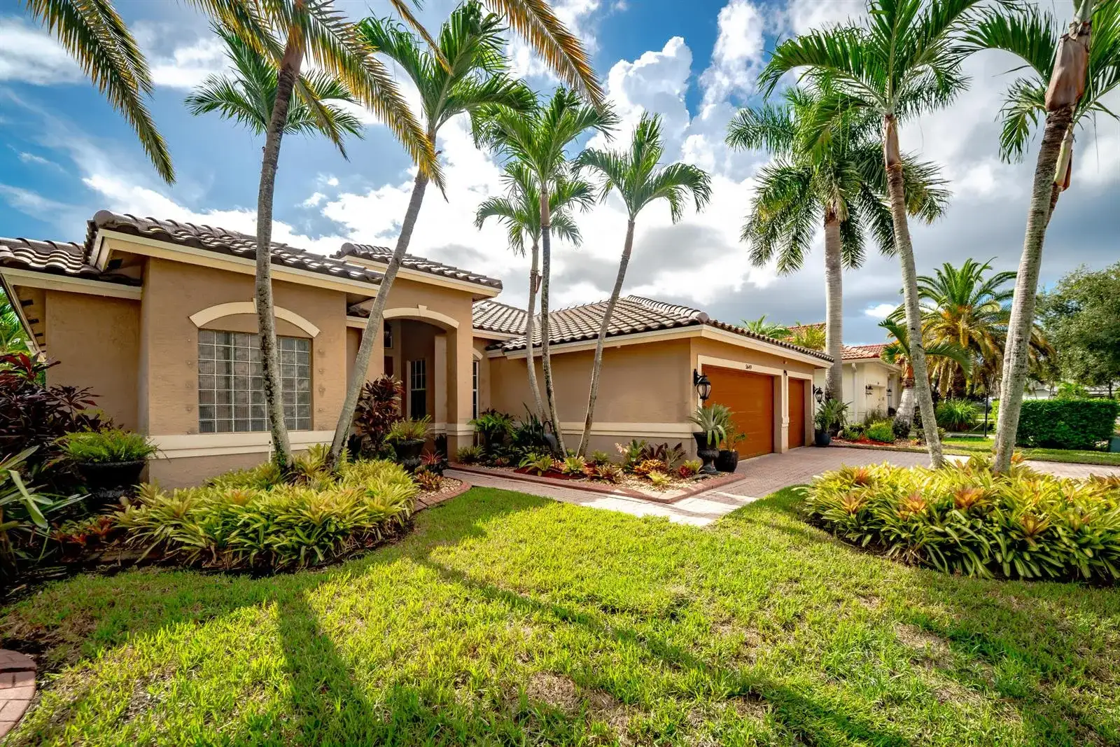 5649 NW 106TH Way, Coral Springs FL 33076 photo 3