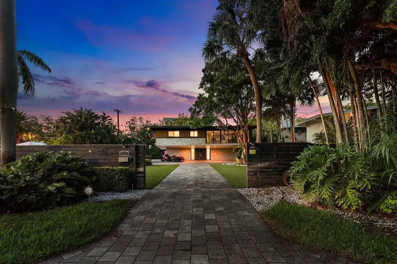 2601 NE 8TH Street, Fort Lauderdale FL 33304 photo 3