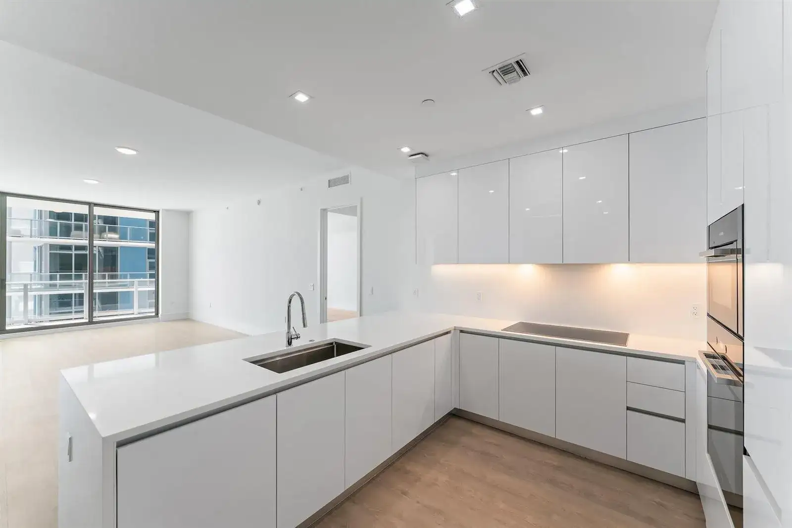 220 Lake Shore Drive # 1219, Lake Park FL 33403 photo 4