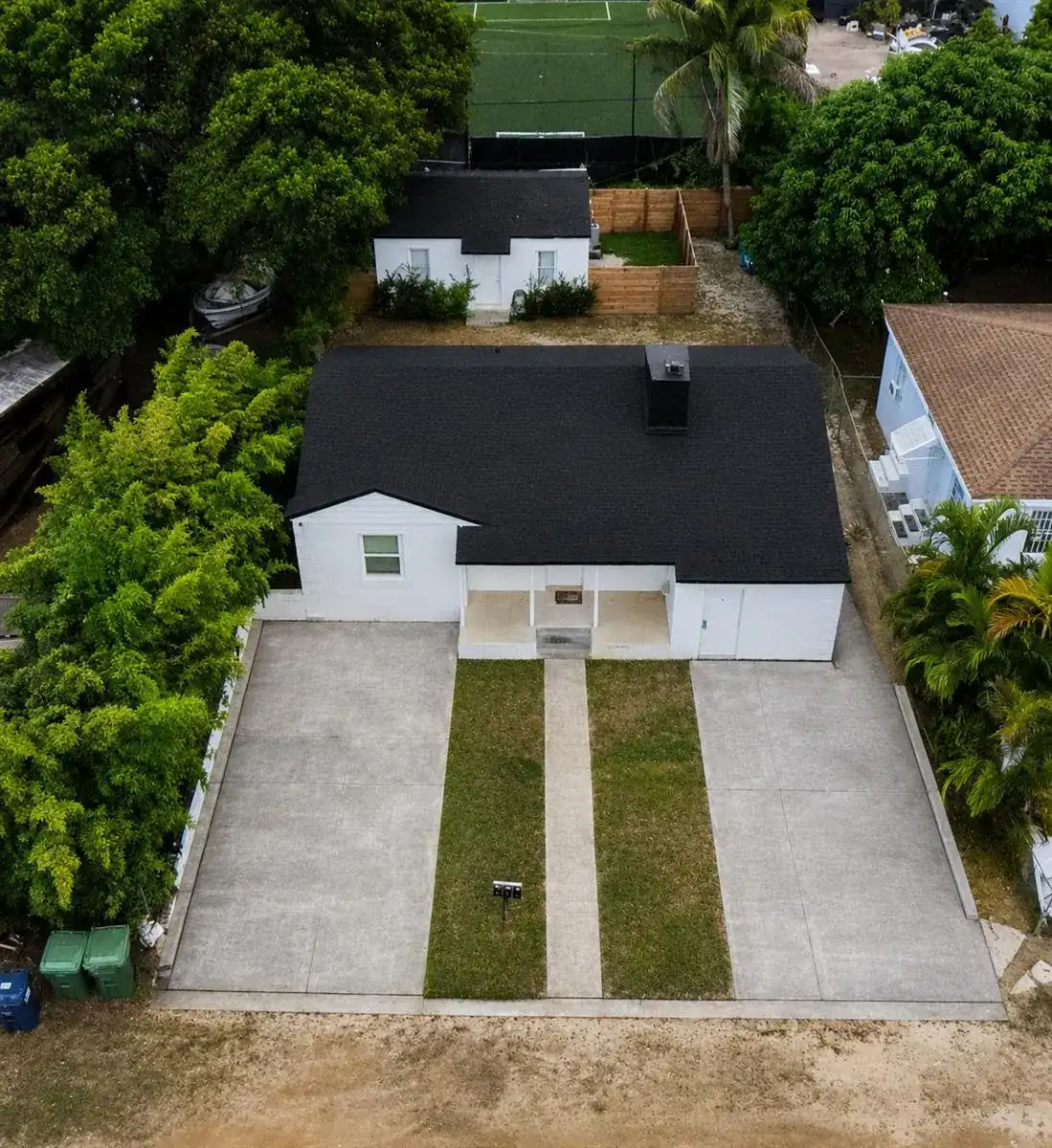444 NW 80TH Street, Miami FL 33150 photo 2