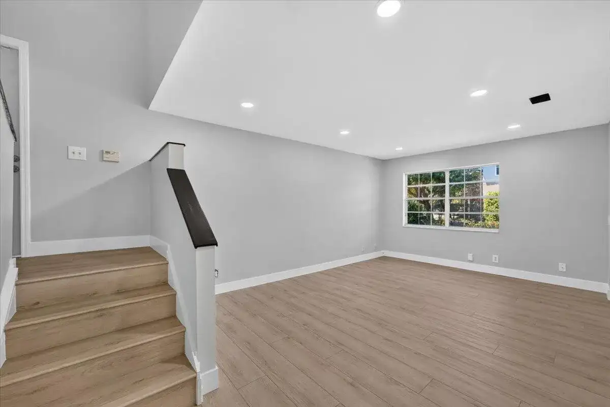 6611 Via Regina, Boca Raton FL 33433 photo 4