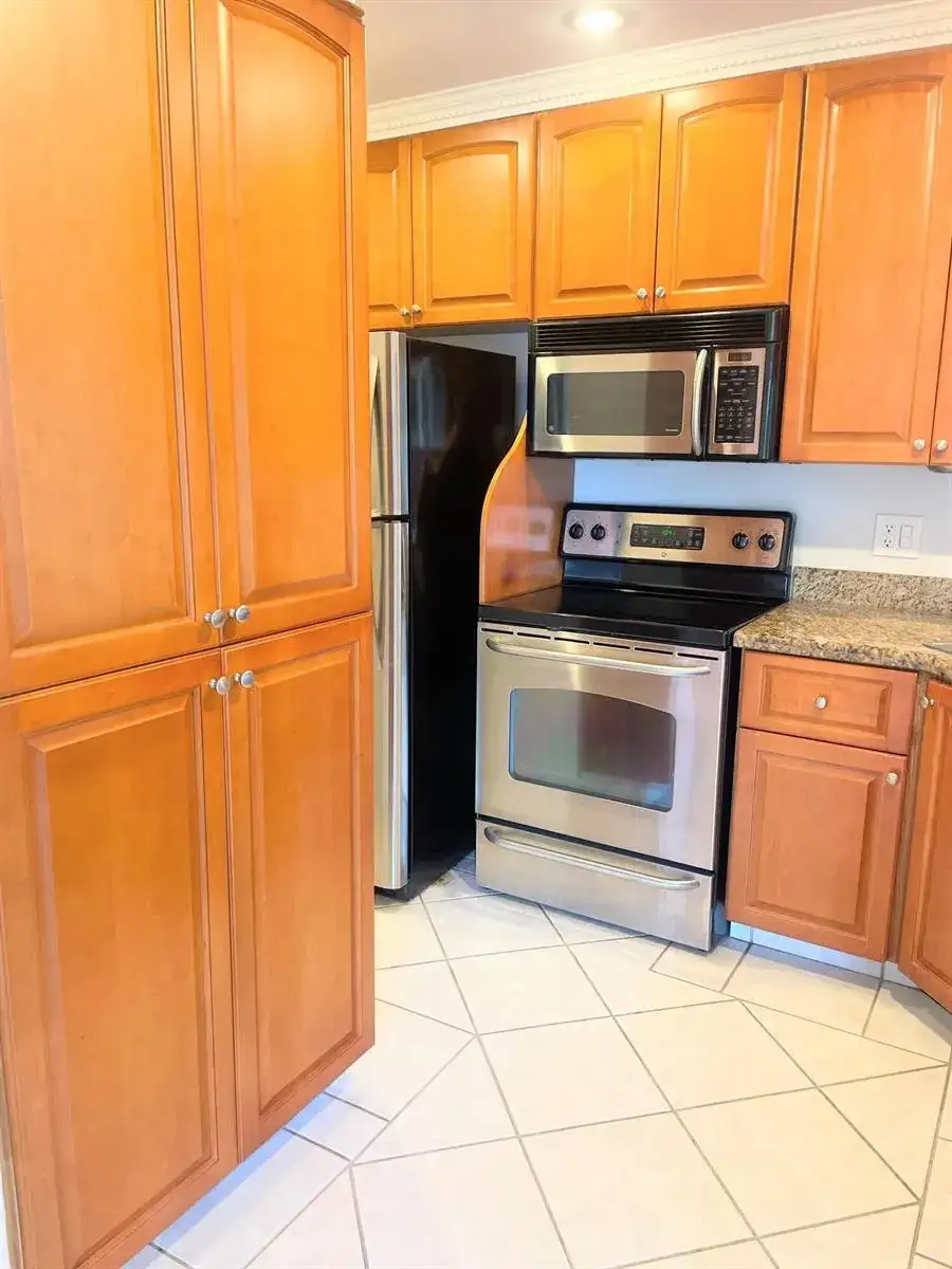 811 Sky Pine Way # C3, FL 33415 photo 4