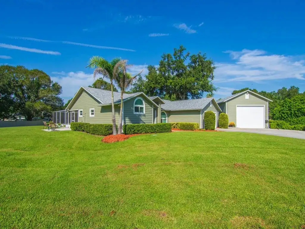 3555 3RD Place SW, Vero Beach FL 32968 photo 4