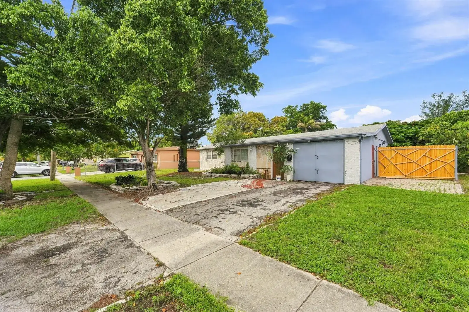 4031 NW 7th Avenue, Deerfield Beach FL 33064 photo 2