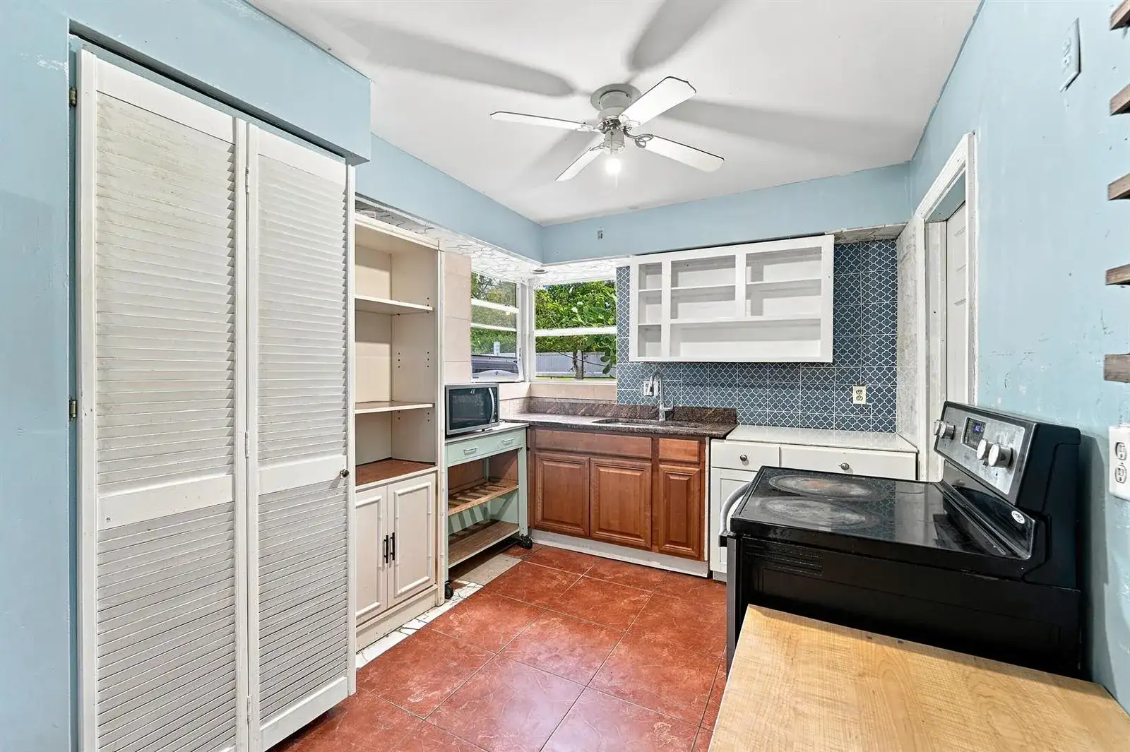 4031 NW 7th Avenue, Deerfield Beach FL 33064 photo 5