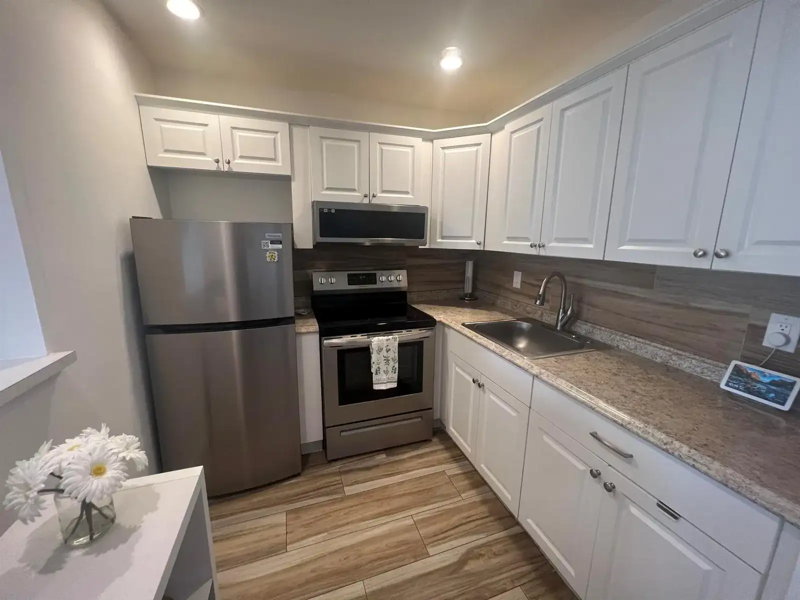 79 Dorset B, Boca Raton FL 33434 photo 5