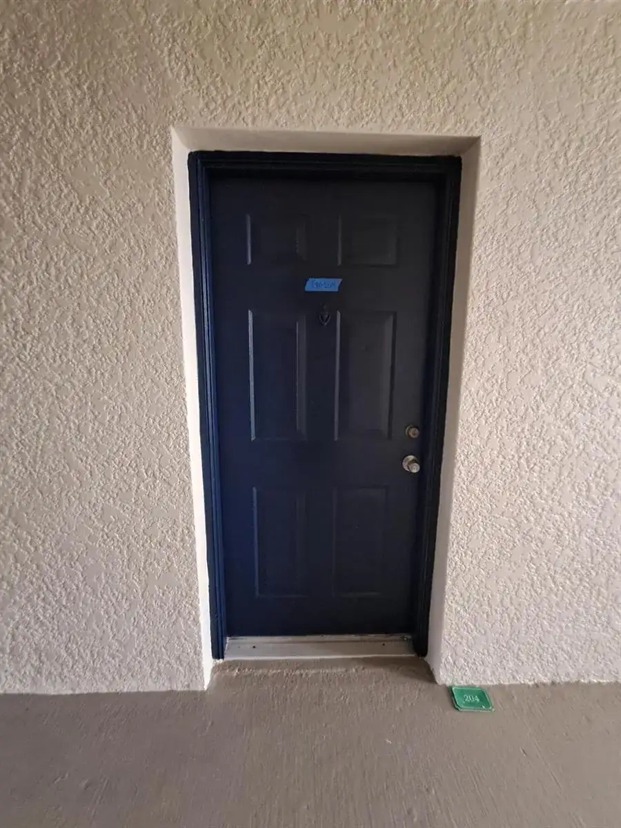 181 SW Palm Drive # 204, Port St. Lucie FL 34986 photo 3