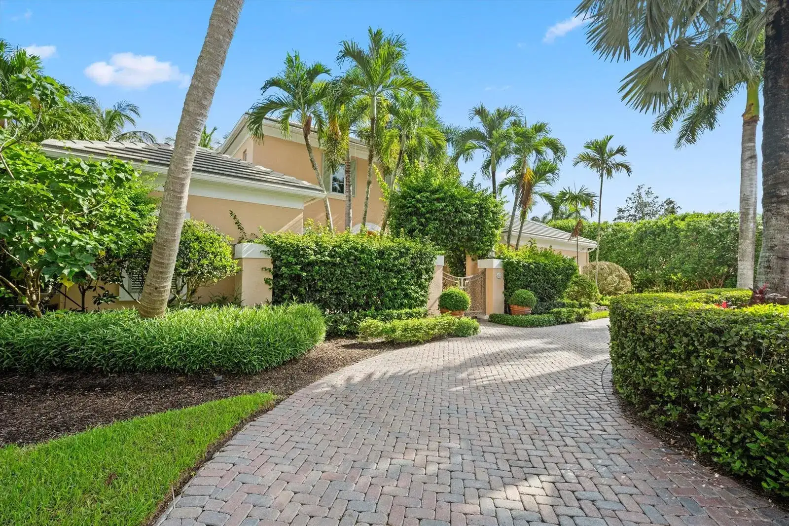 12893 Mizner Way, Wellington FL 33414 photo 3
