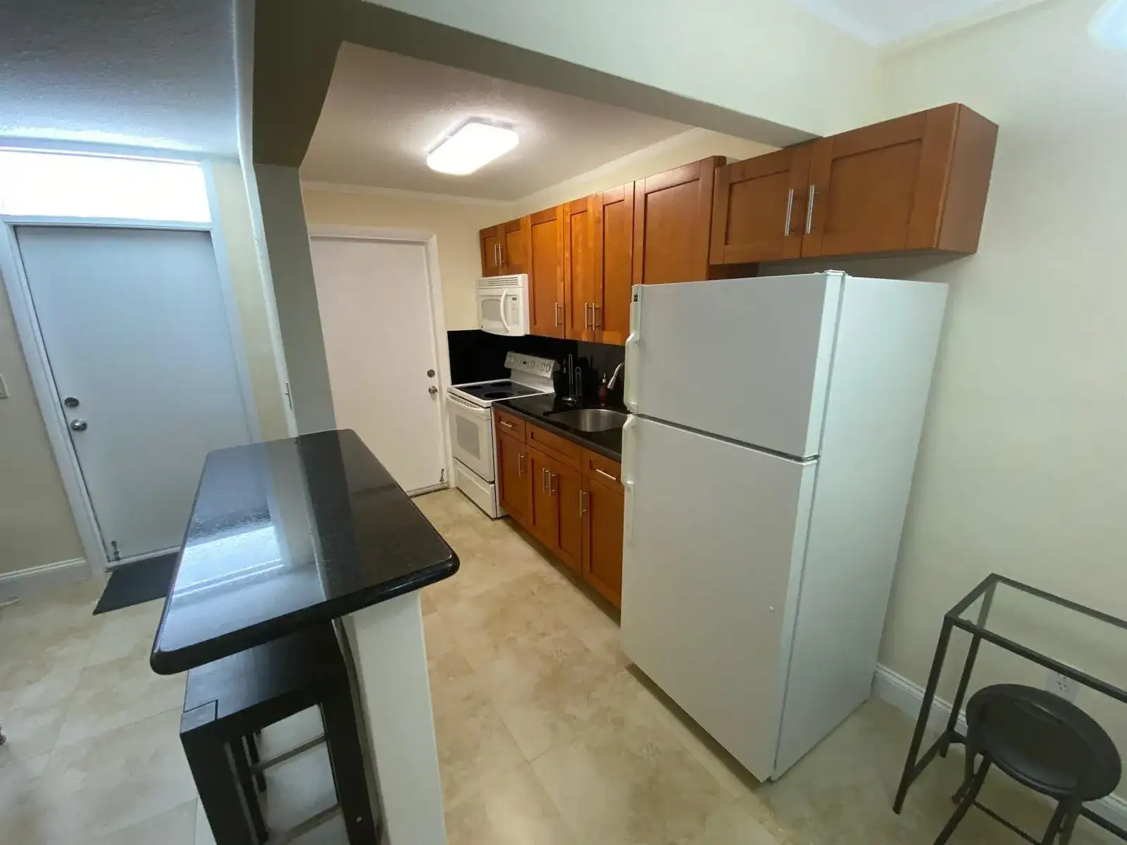 335 COLLINS Avenue # 403, Miami Beach FL 33139 photo 4