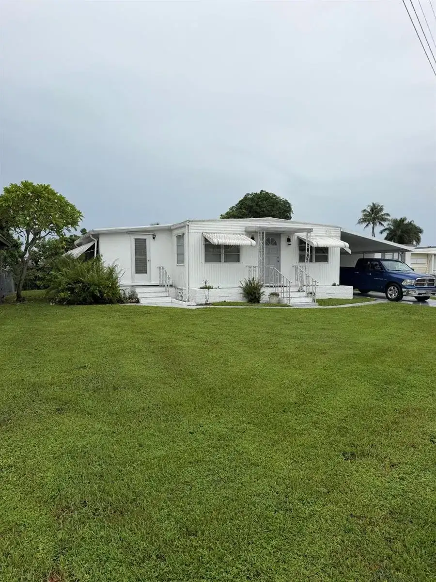 1930 SW 85TH Avenue, Davie FL 33324 photo 4